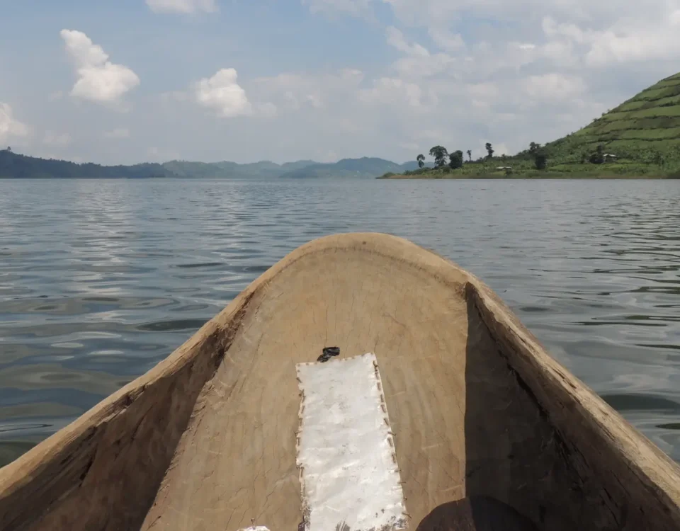 Canoeing on Lake Mutanda
